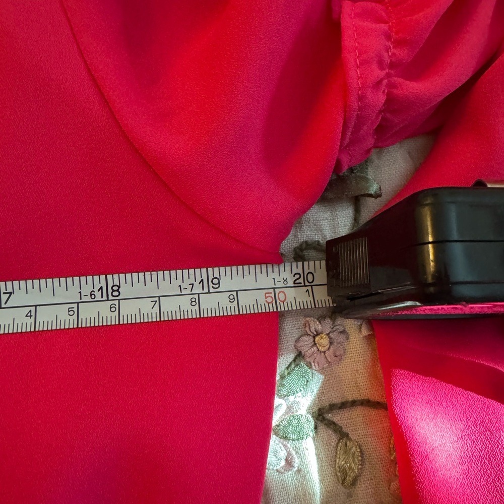 Balloon Ruffle Sleeved Mini Dress - Picture 10 of 12